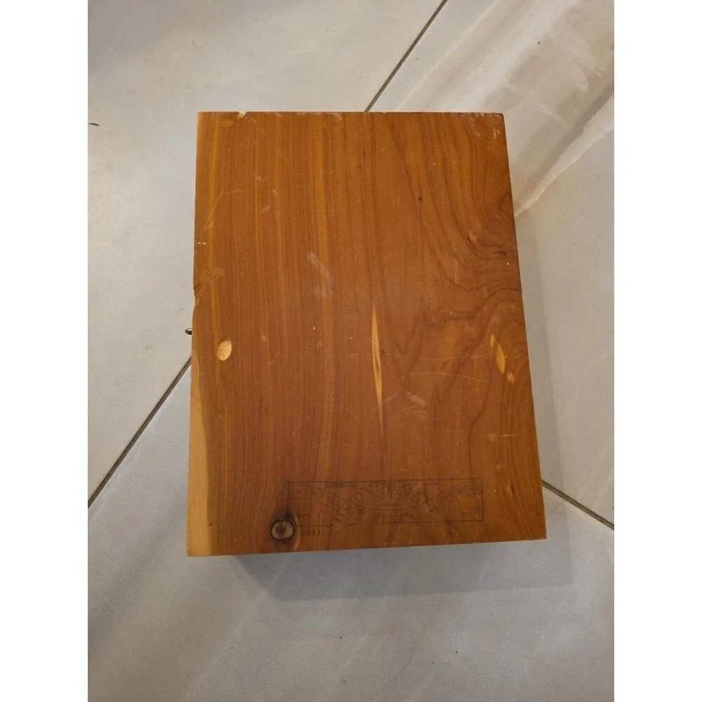 Holy Bible 1976 Prince of Peace Memorial Edition Concord Bible‎ Wooden Cedar C1